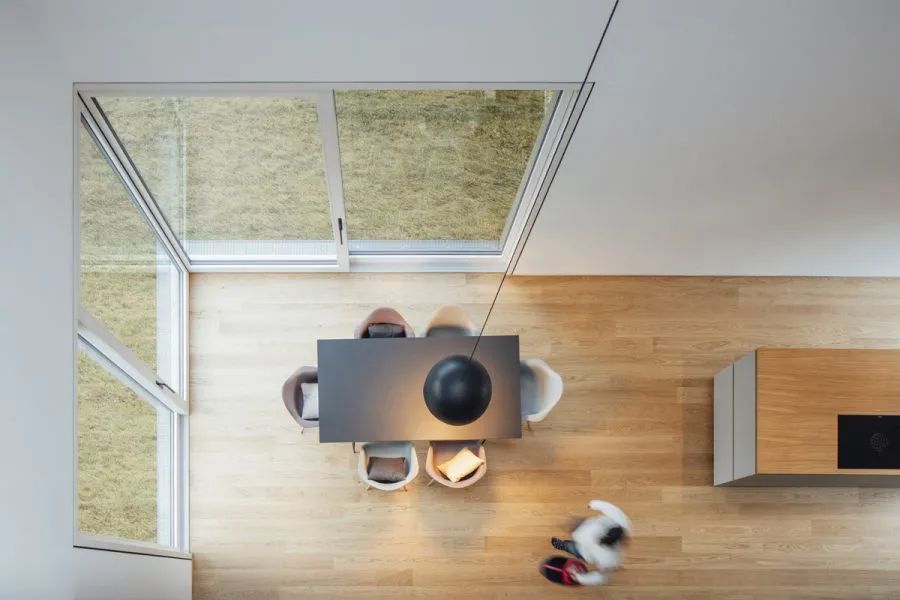 柏林山墙屋丨德国柏林丨Rundzwei Architekten BDA-8