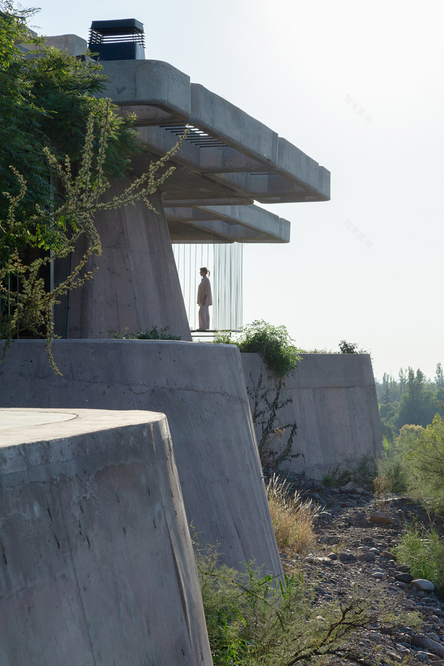 Brutal Honesty住宅丨阿根廷门多萨丨OF. STUDIO-108