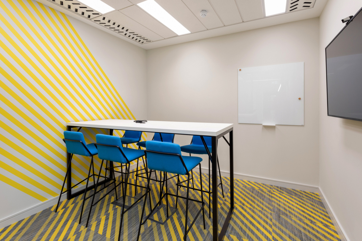 爱尔兰 Saon 集团新办公室 - 都市风格与互动空间的完美融合-17