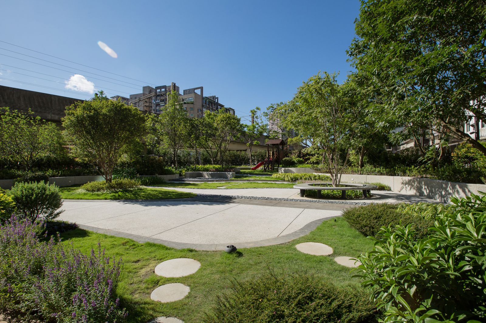 「忠孝大院」中庭住宅景观设计丨中国台湾丨金以容,林弘壹,朱弘楠建筑师事务所-2