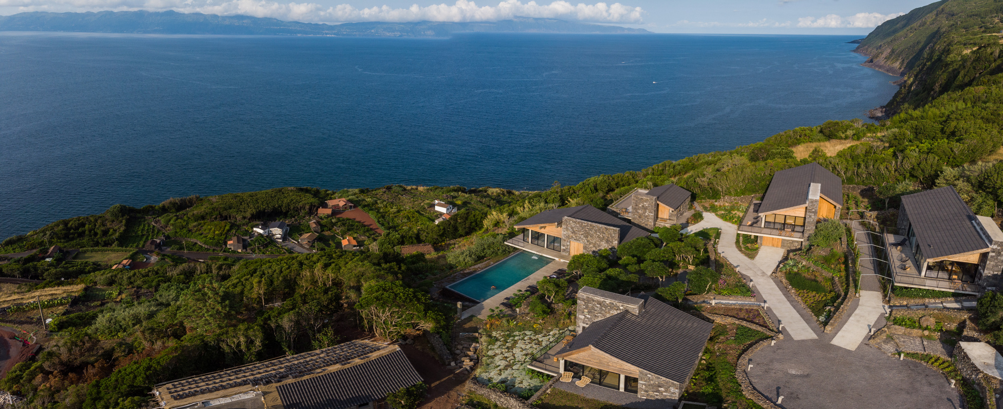 熔岩之家度假村(Resort Lava Homes)(2019)(Diogo Mega Architects)设计-33