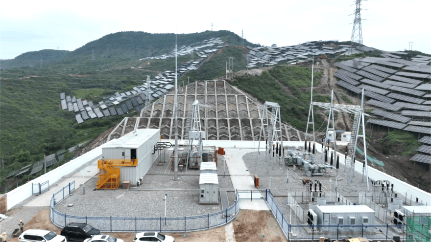 上海宝冶承建的禄丰市桃园220MW光伏电站项目成功并网-54