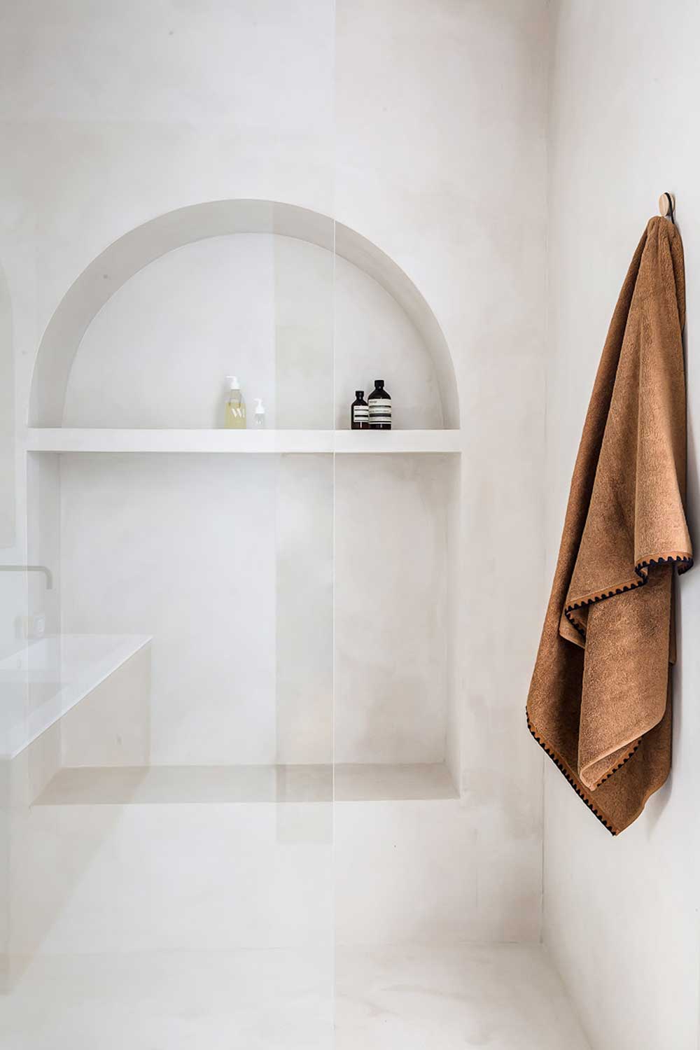 巴黎时尚公寓 | 弧形设计与色彩的完美结合-18