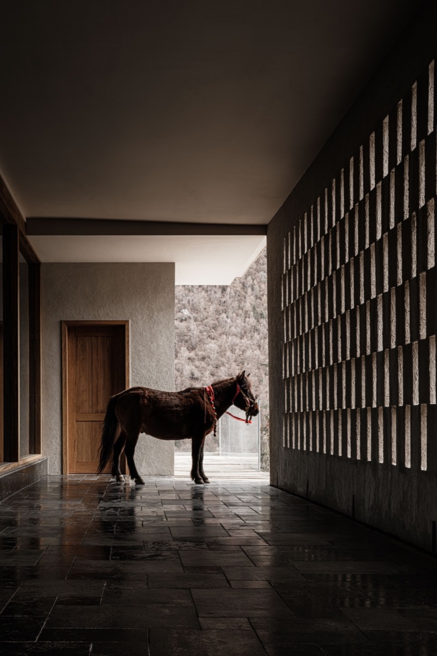 星山月影民宿丨中国阿坝丨成都木材环境艺术设计有限公司-18