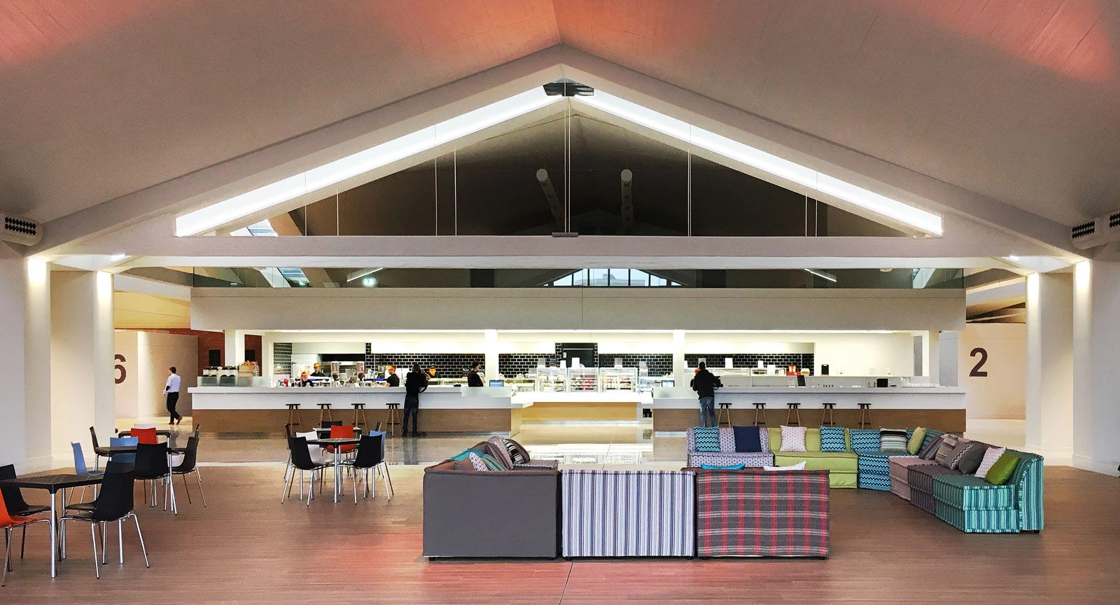 公司总部，雅典丨希腊雅典丨o25-14