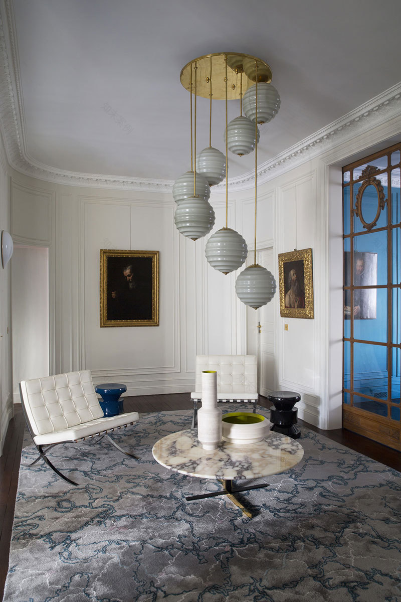 巴黎时尚混搭公寓 | 现代设计邂逅文艺复兴艺术-4