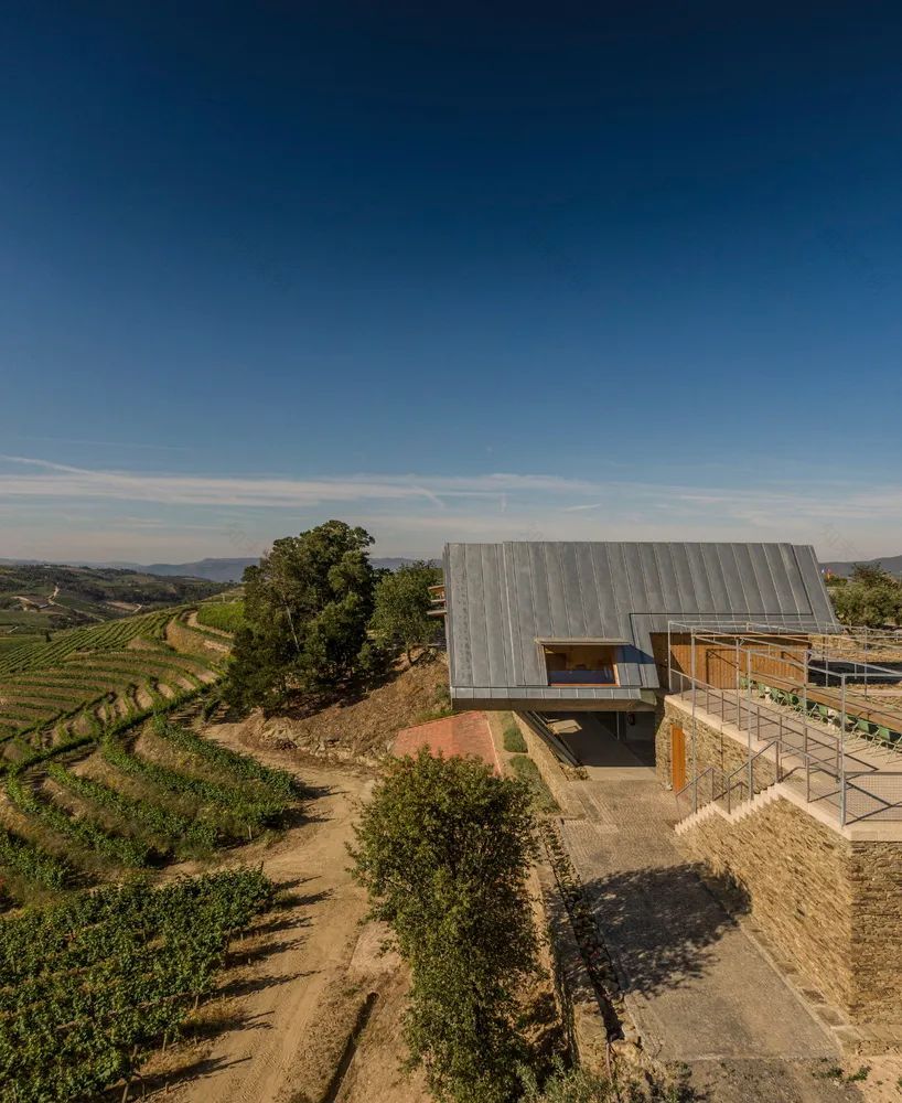 广州首个电摩营地丨中国广州丨勾勾手设计网-48