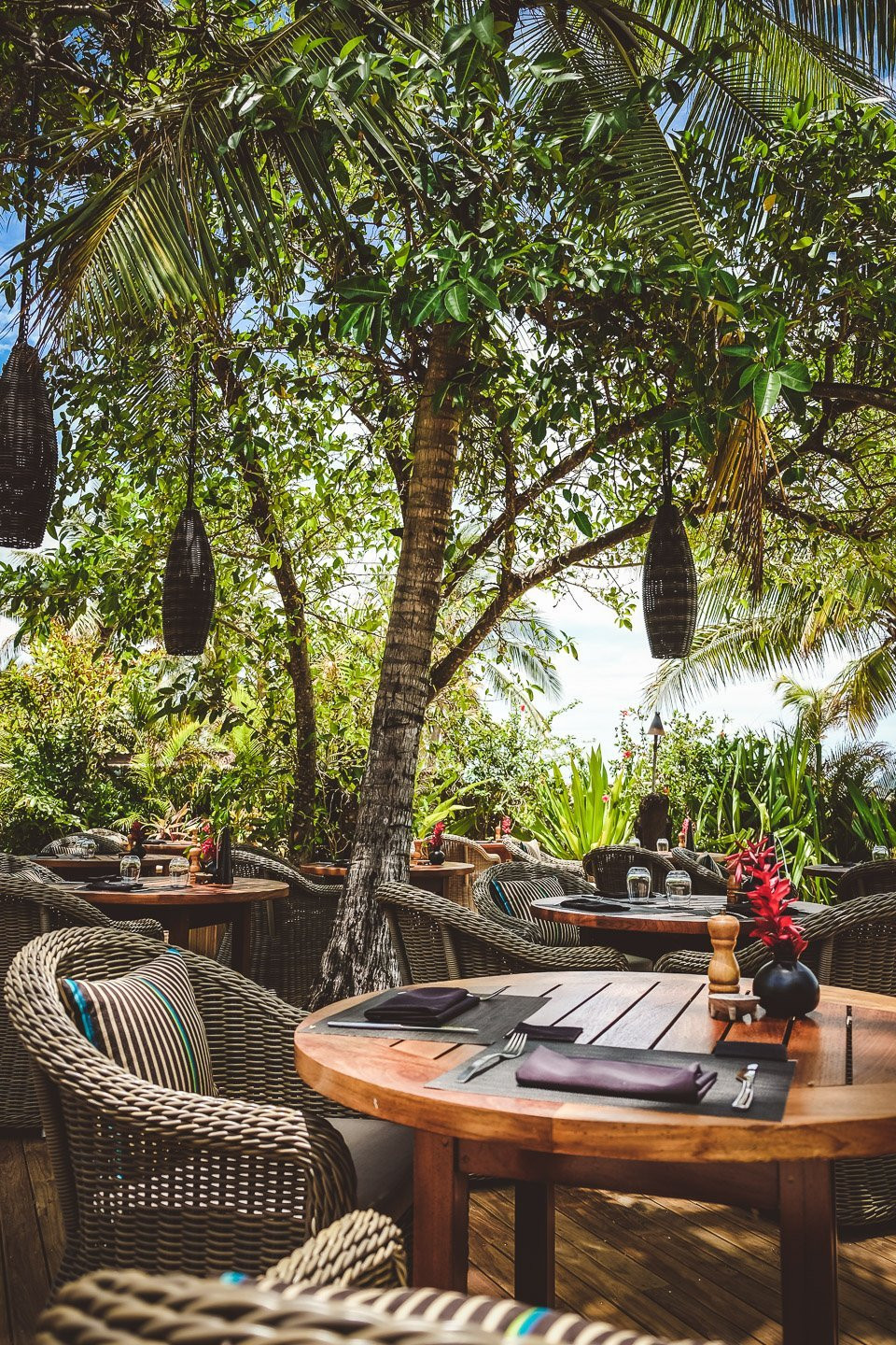 斐济五星级豪华度假酒店,现代斐济风格的海滨别墅-36