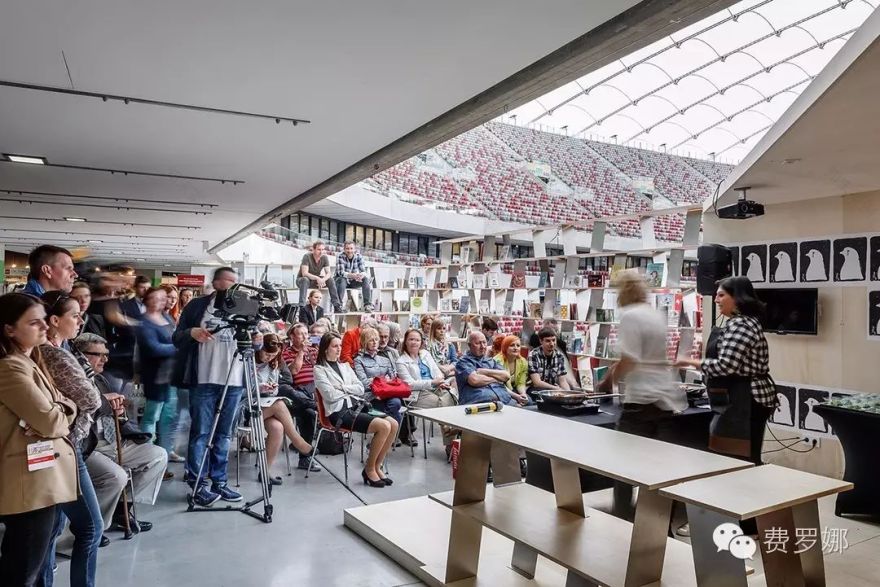 当体育场变成了书站,书的海洋不再是梦想-10