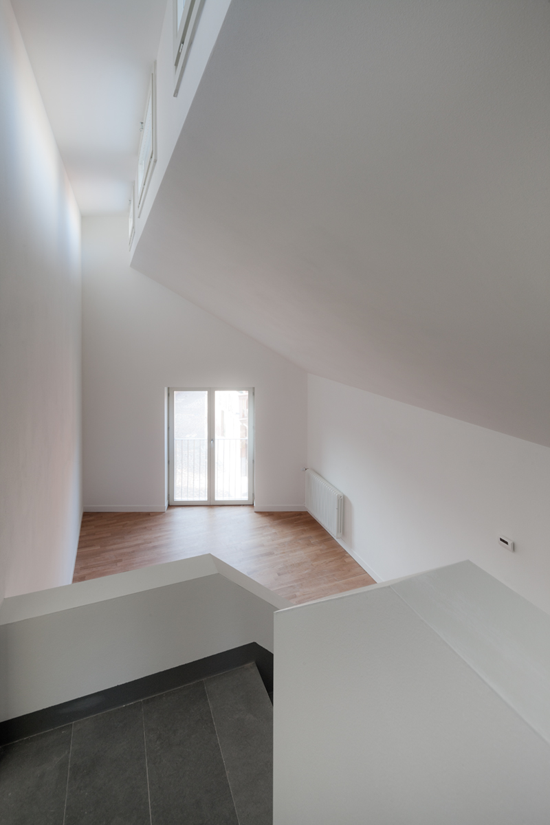 穆拉诺岛玻璃工厂重生，Macola 工作室打造独特住宅综合体-31