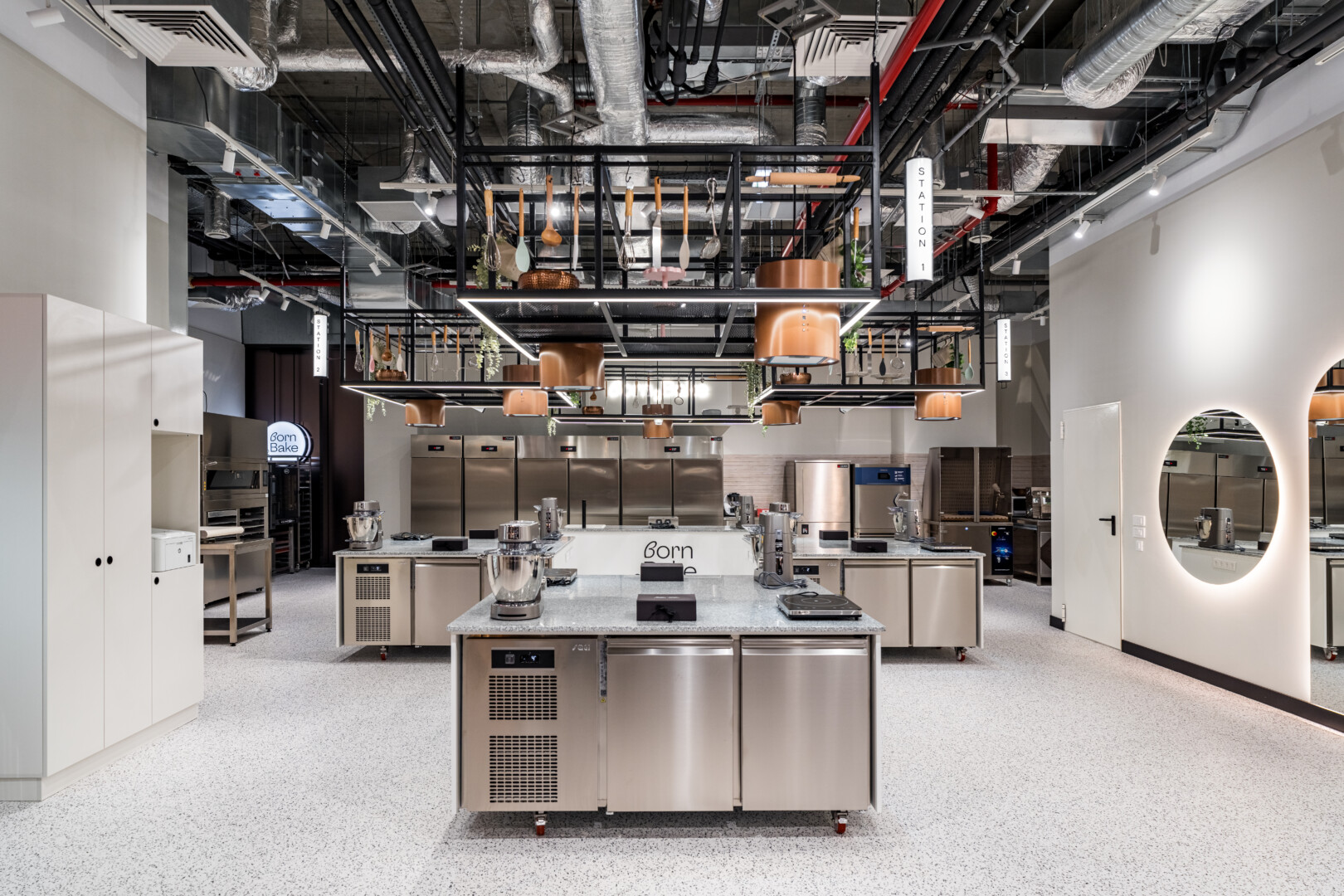 Design interior Born 2 Bake | Amenajari interioare Pick Two-11