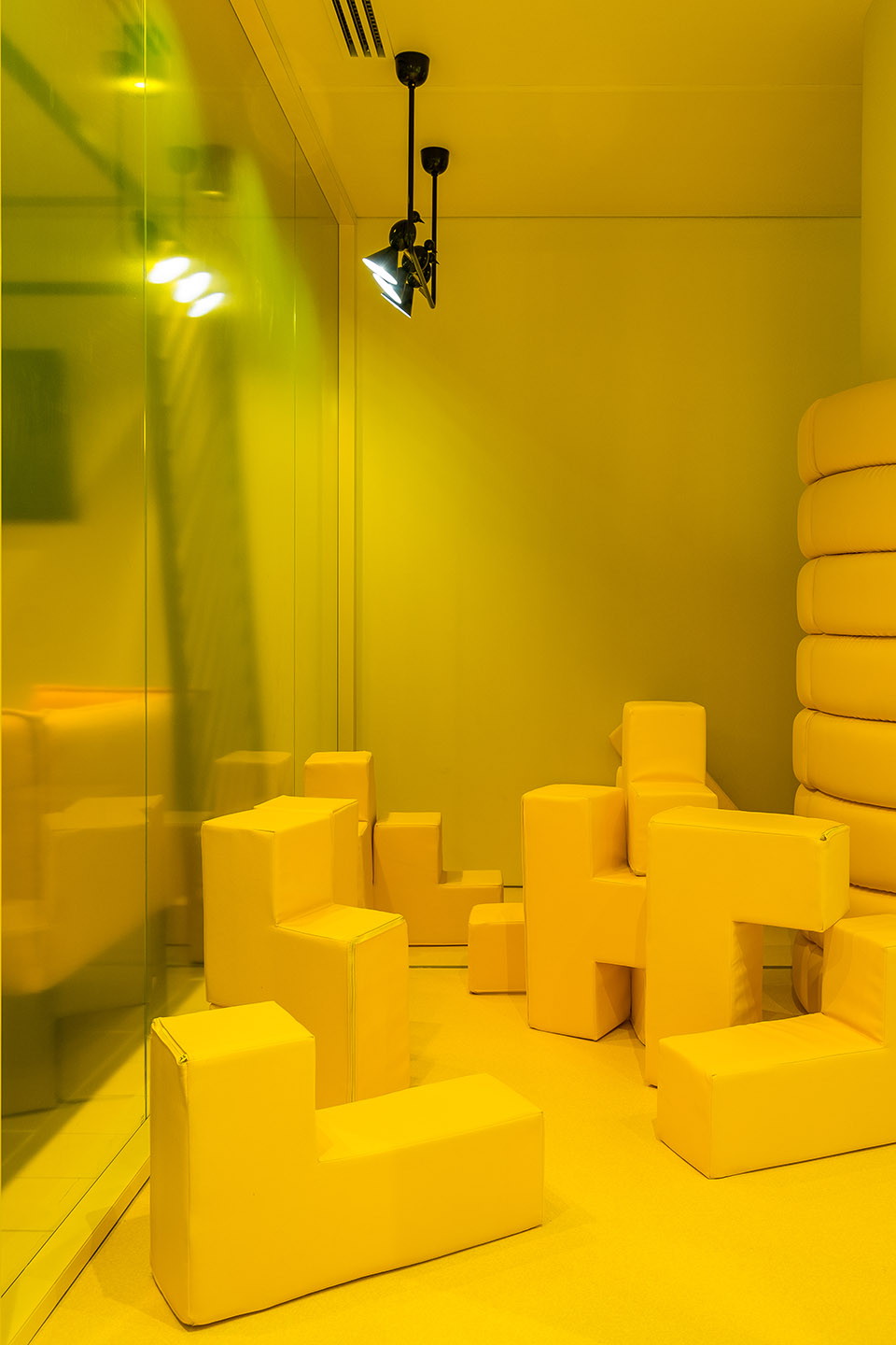 Nizhny Novgorod机场候机室,俄罗斯 / Nefa Architects-16