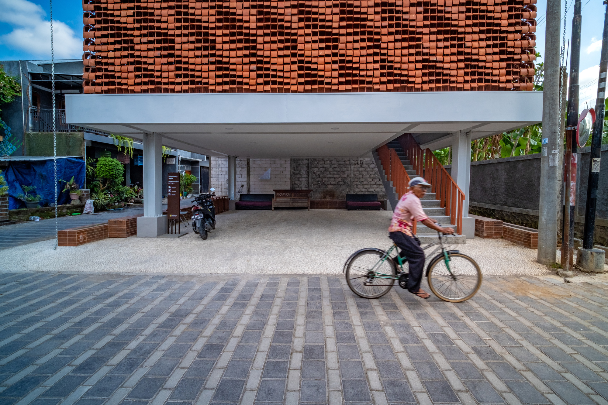 Kampung Mrican Phase 1 and Microlibrary Pringwulung / SHAU Indonesia-47