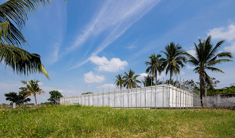 越南 Ashui 奖临时展厅 | 流动的白色幕布,自然与文化的交融-18