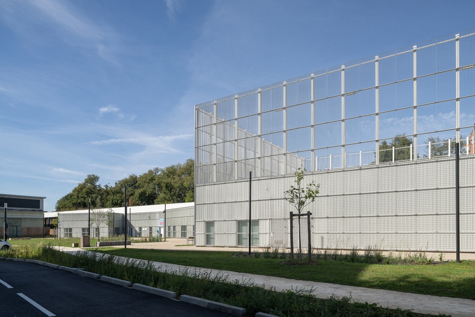 小克维伊（76省）体育综合体更新改造项目丨法国鲁昂丨OLGGA ARCHITECTES,A+R PAYSAGES等-17