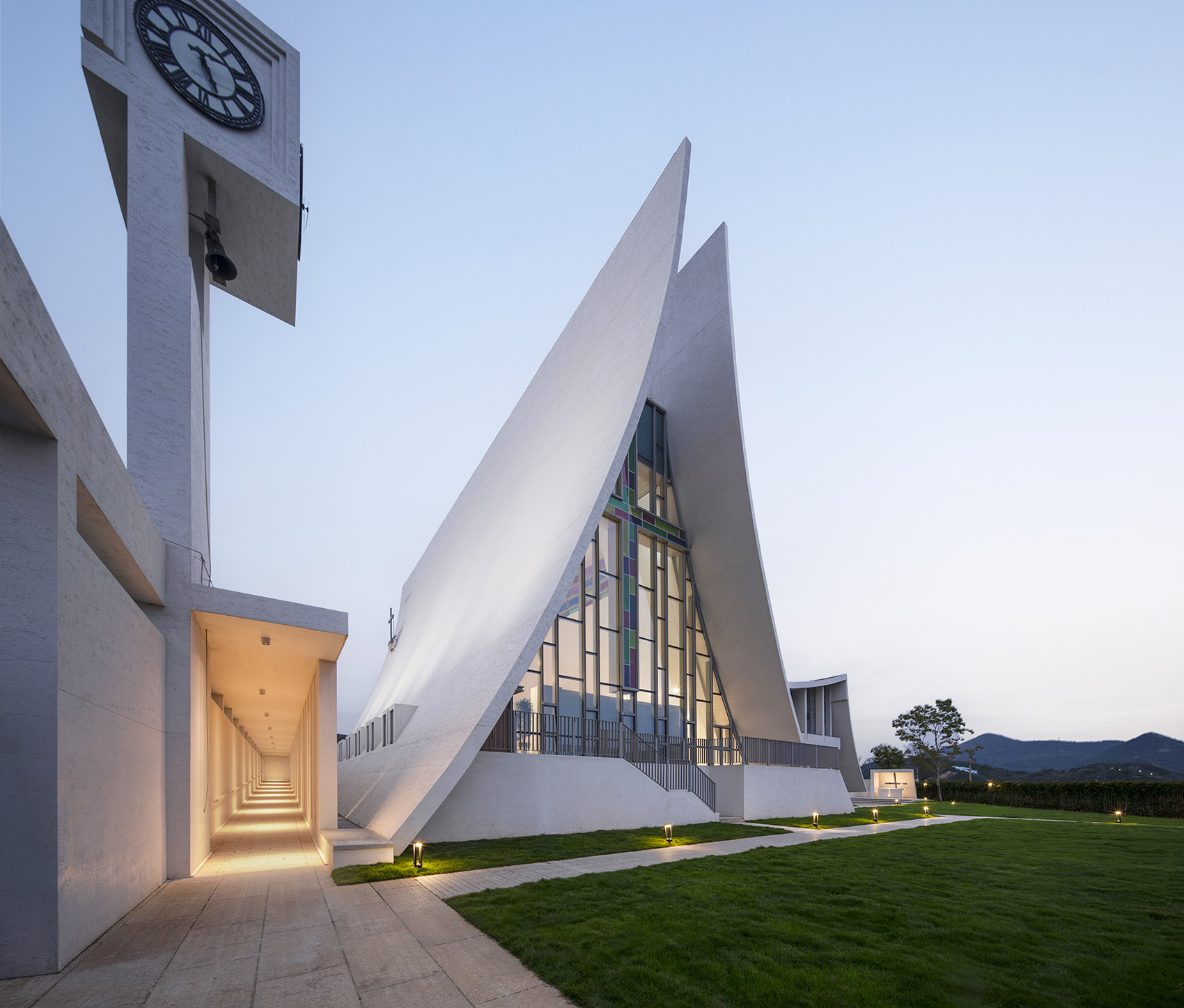 “田野之帆,心灵之舟”象山鹤浦天主教堂丨中国宁波丨中国美术学院风景建筑设计研究总院有限公司-14