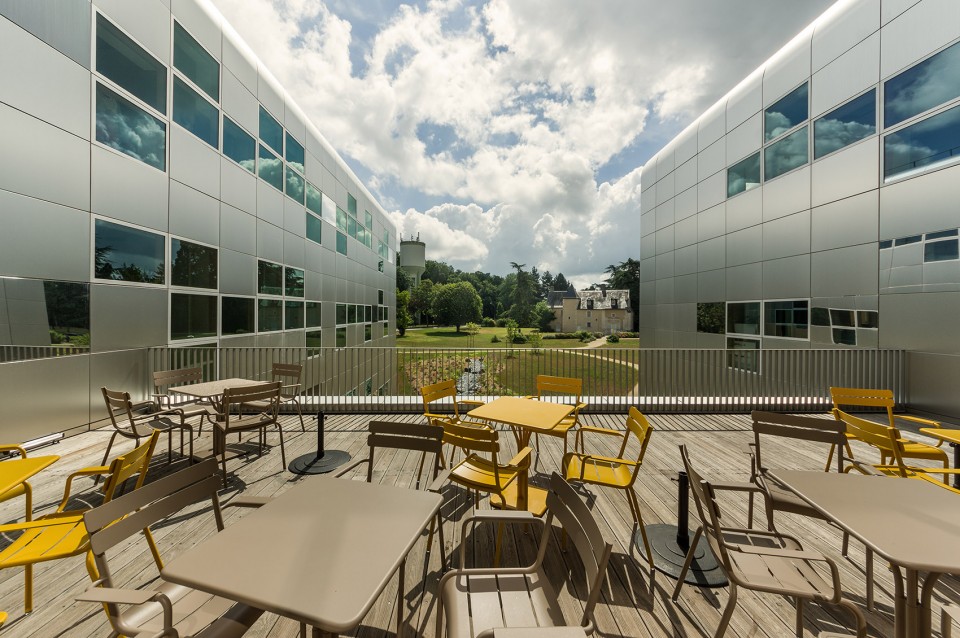 普瓦提埃大学中心医院行政中心 · 现代简约设计-14