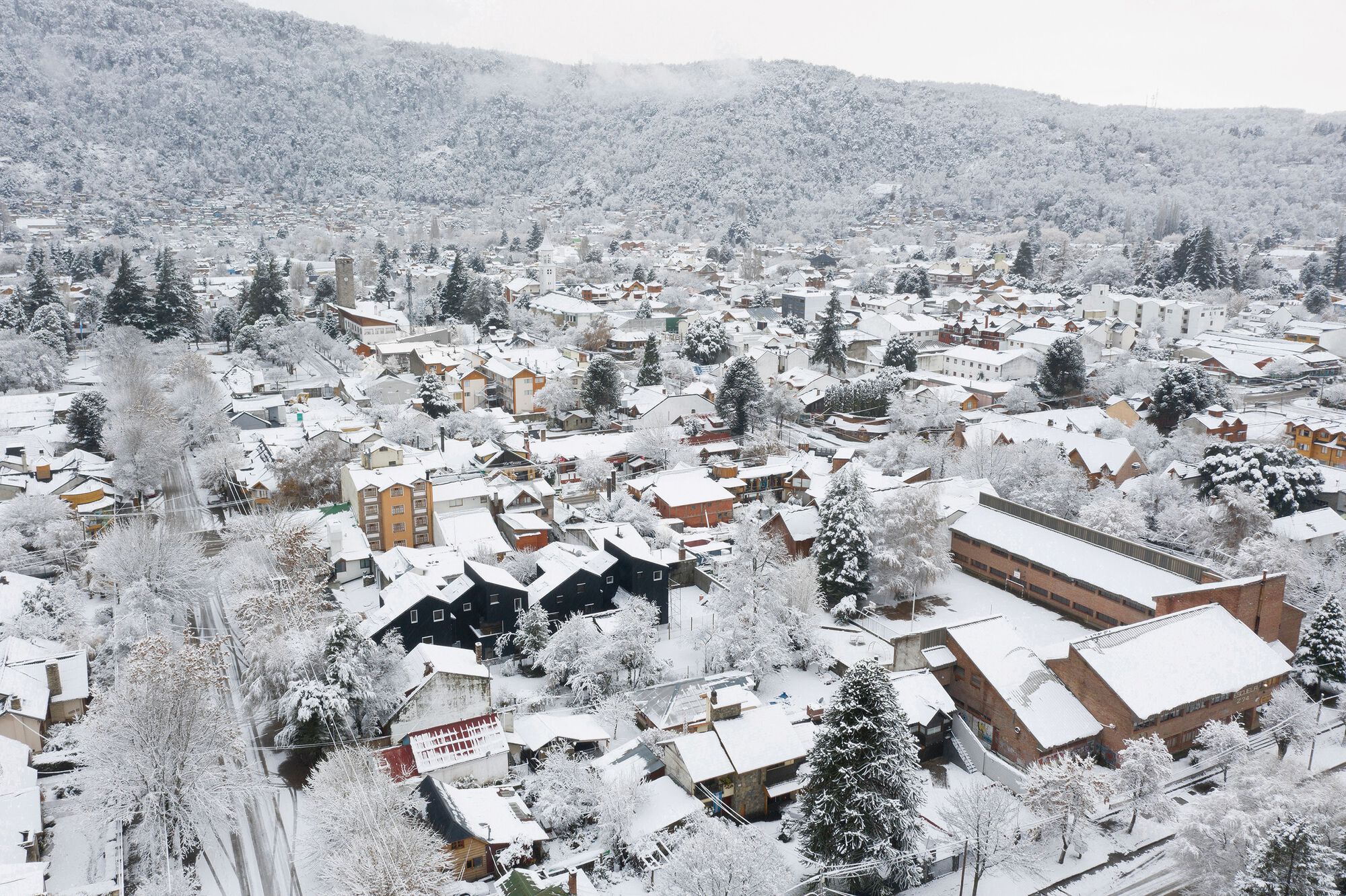 Domesticated Mountain Housing Complex / Estudio Botteri-Connell-27