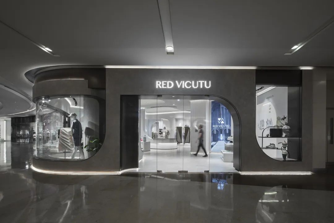 新作丨非静止建筑设计：VICUTU红标概念店-6