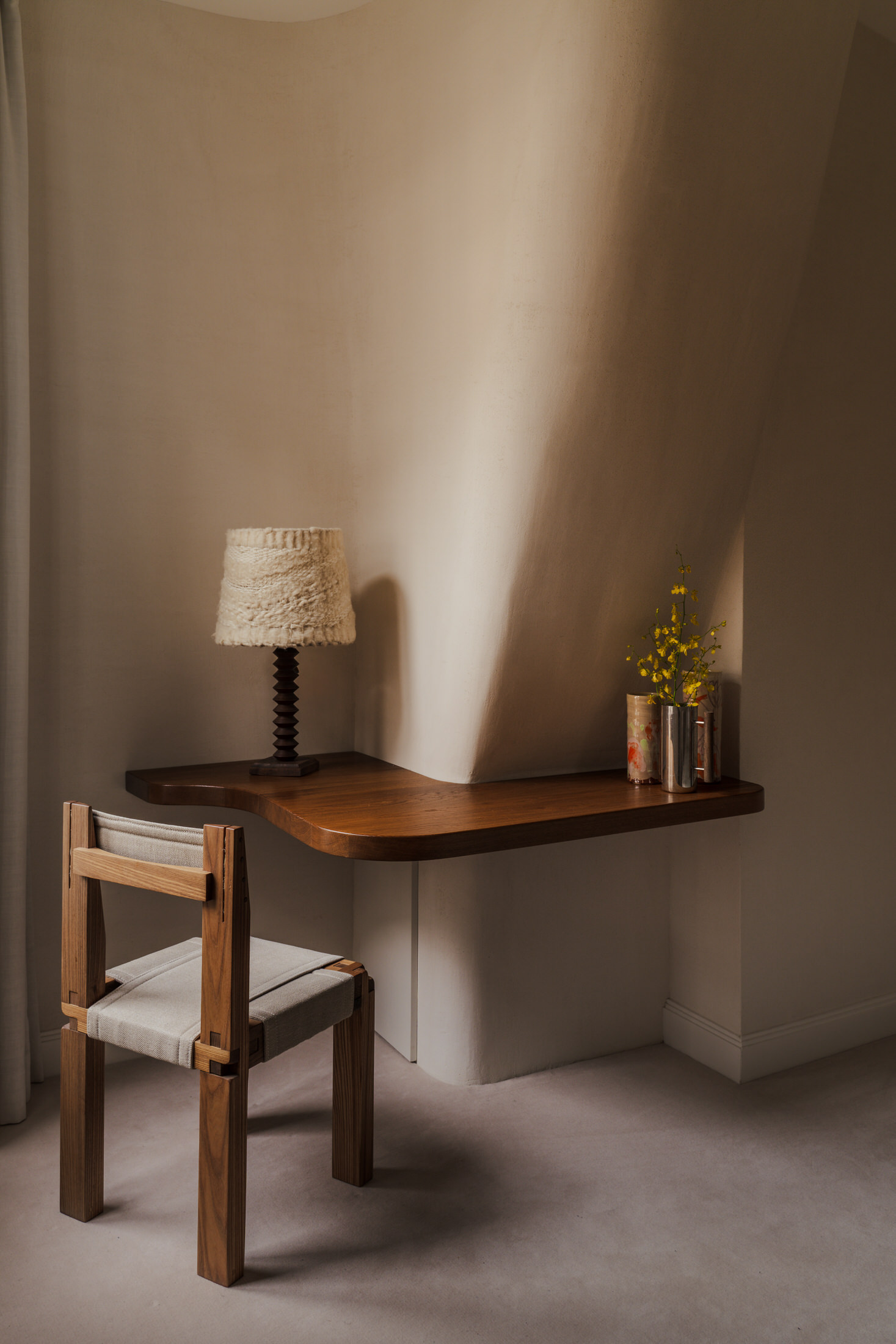 Eclectic Elegance: Turenne Apartment in Paris by Alicia Luxem.-45