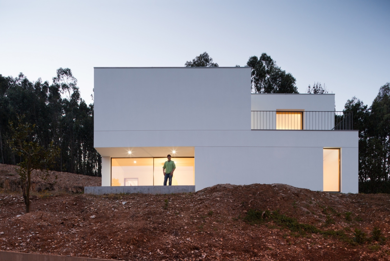 葡萄牙 Agueda 住宅——地形与空间的完美融合-27