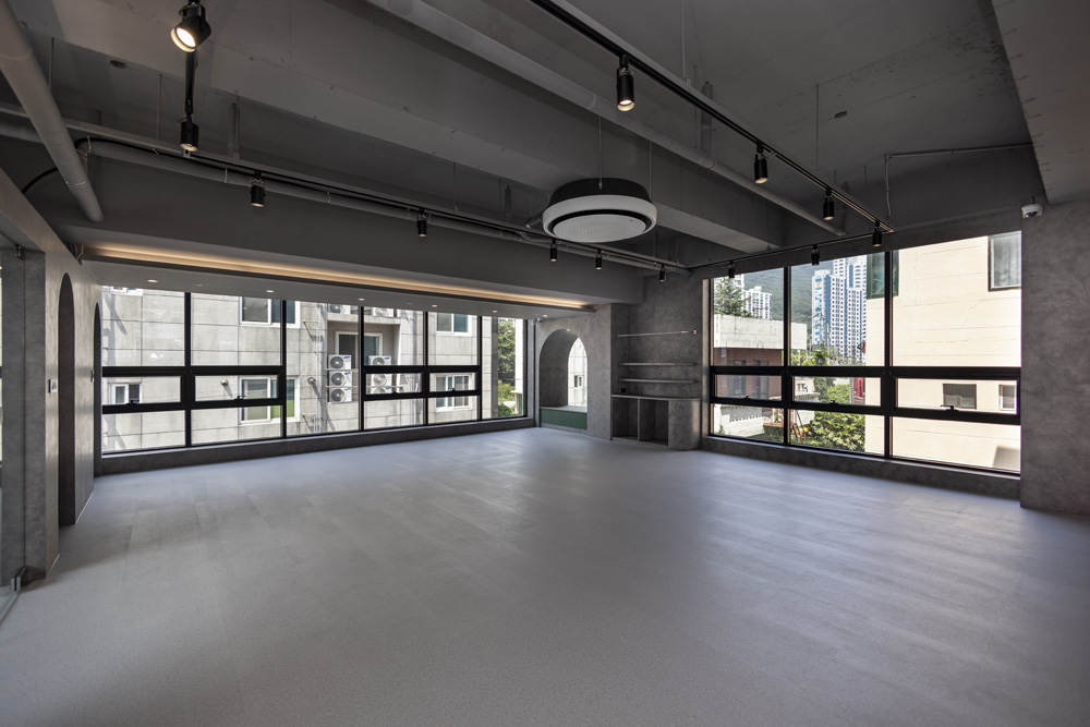 现代工业风 | 26 平小空间的极致利用-5