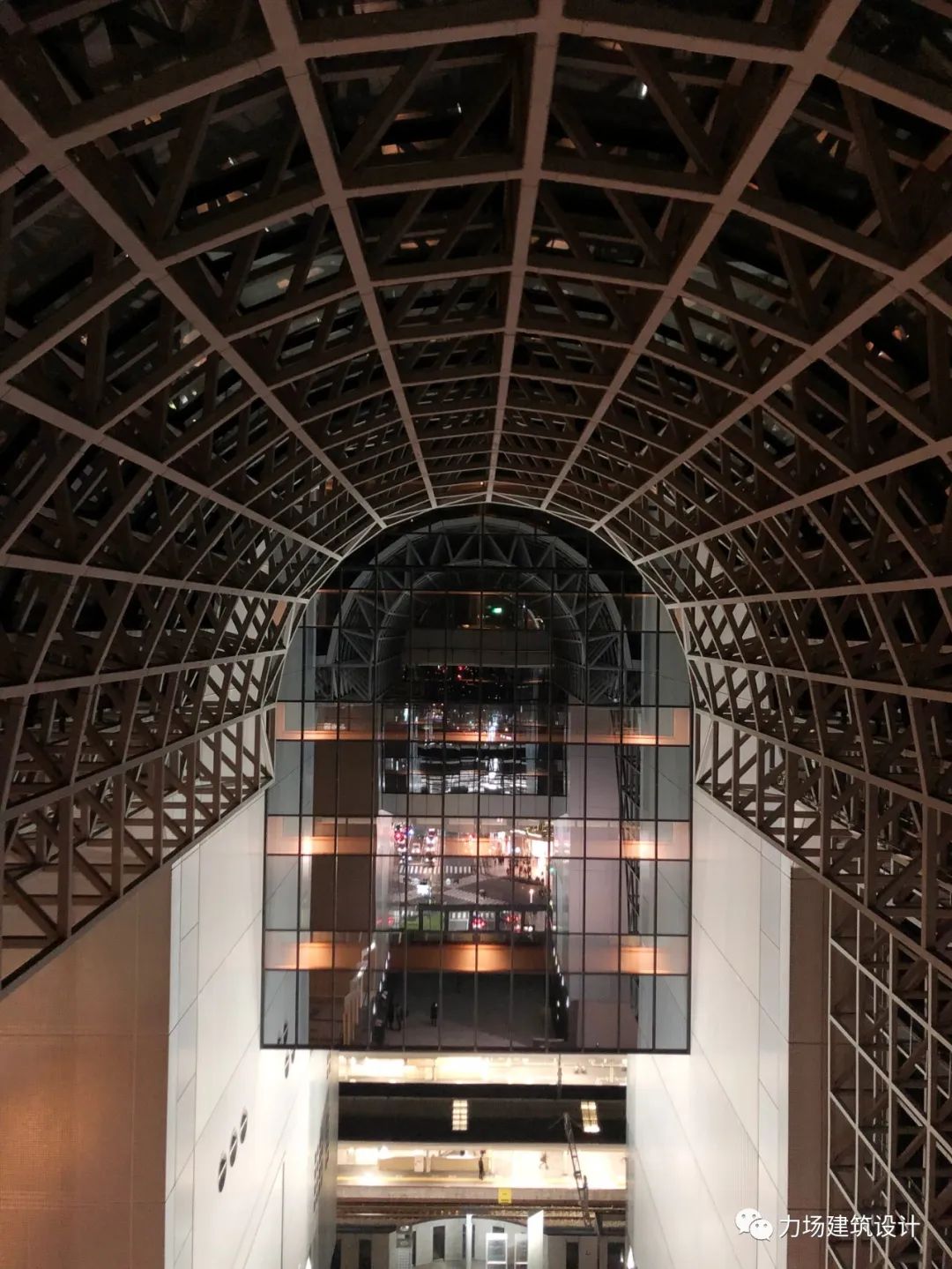 原广司的 JR 京都站——城市综合体与艺术的完美融合-20