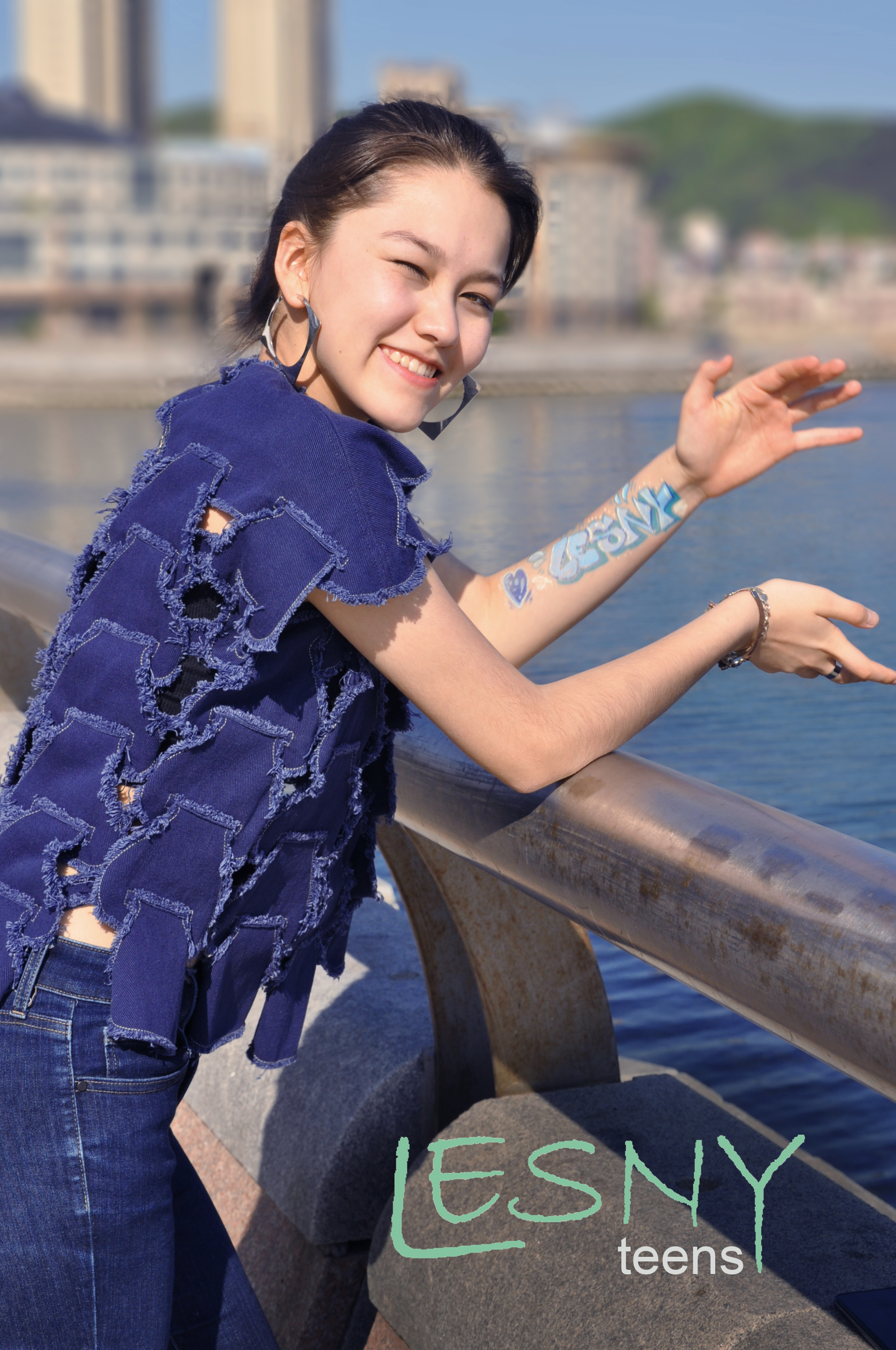 Chain-like denim top-7