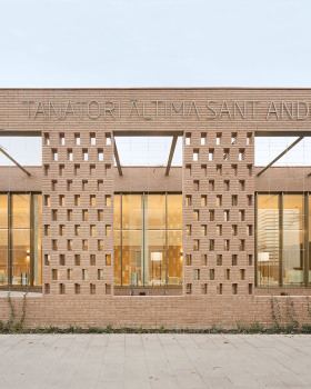 Àltima Sant Andreu 殡仪馆丨西班牙巴塞罗那丨Batlleiroig