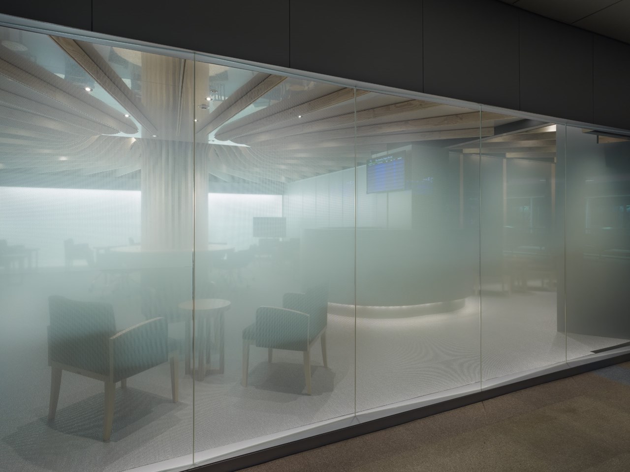 大分空港旅客ターミナルビル内エアポートラウンジ丨日本大分丨塩塚隆生アトリエ（意匠）,河野設備設計室（設備）-14