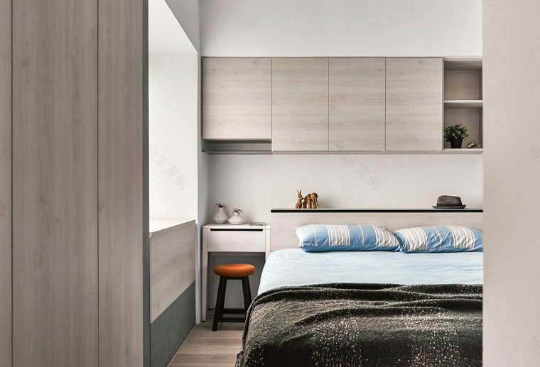 台北 82m²黑白灰色都会住家 | 简约线条与开放式设计-11