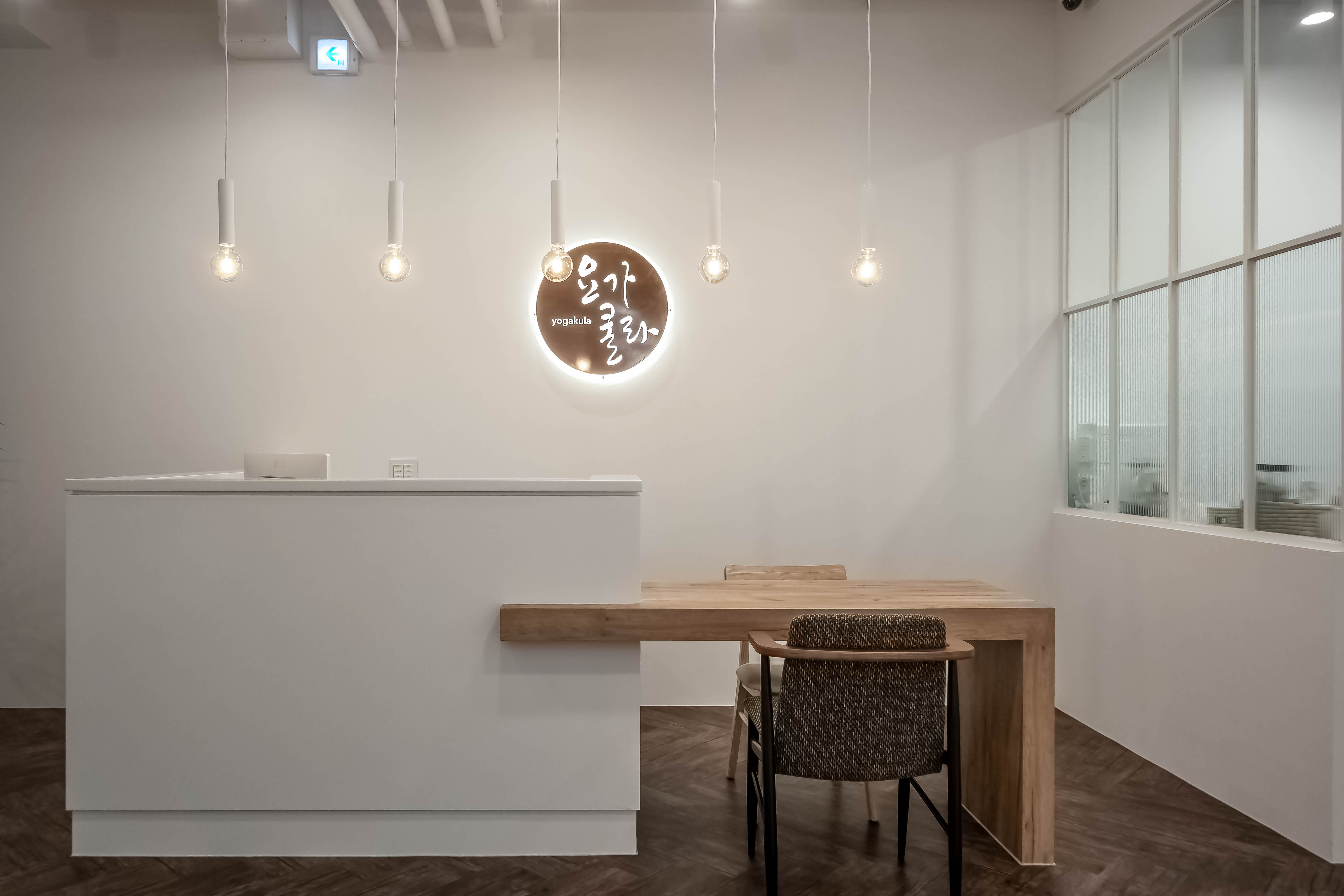 45 平米瑜伽室，极简设计诠释宁静空间-2