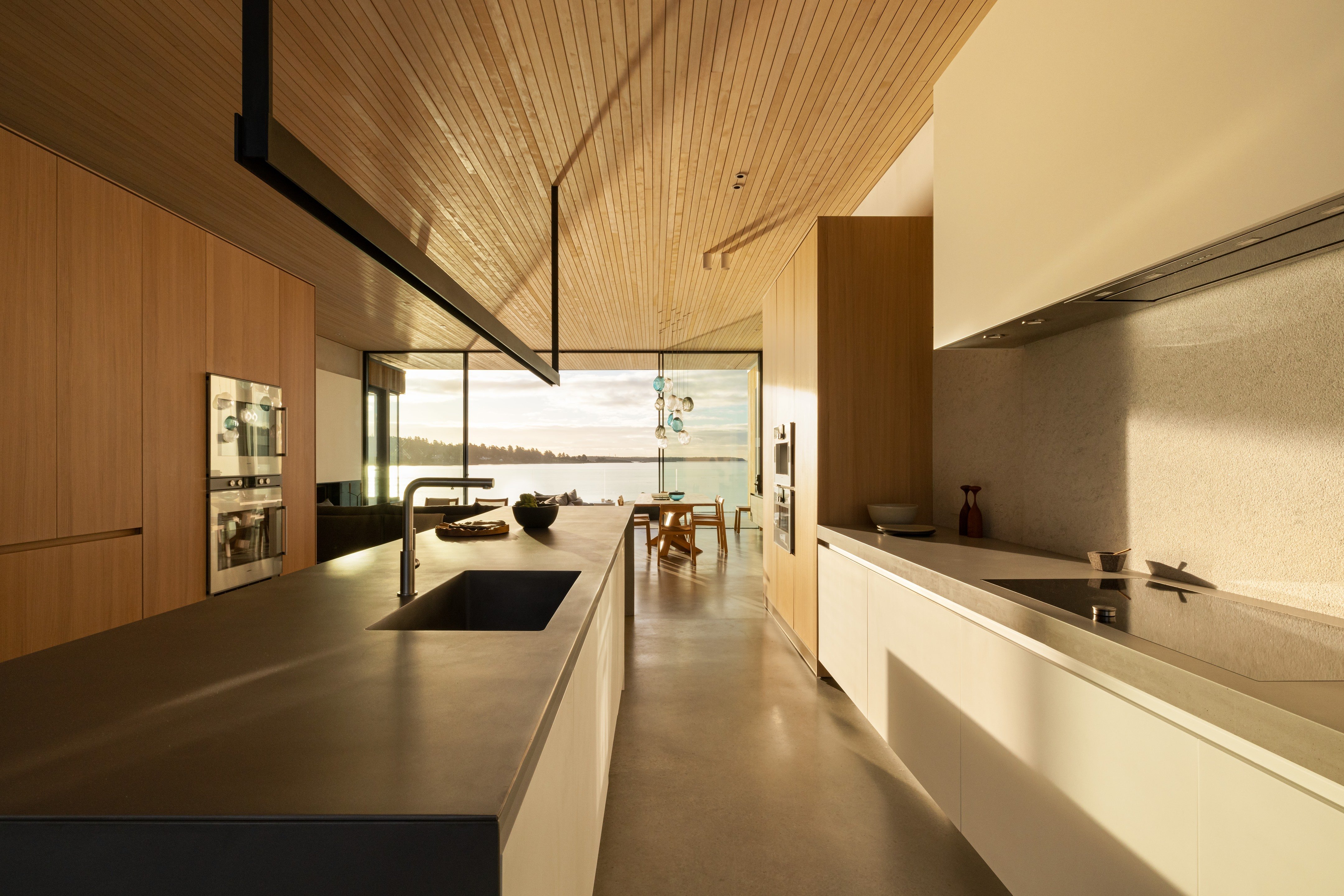卡德伯勒湾别墅丨加拿大丨Falken Reynolds Interiors-62
