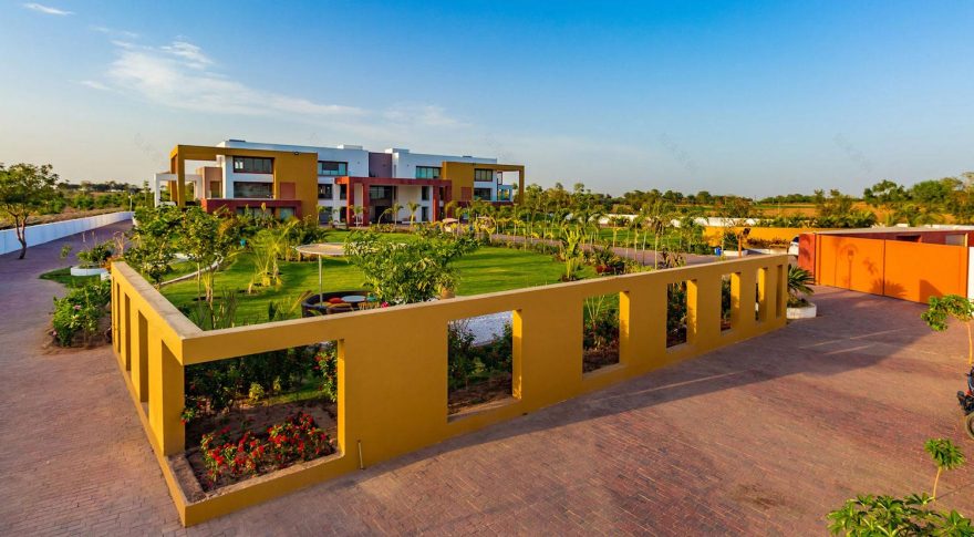 印度古吉拉特邦壮丽豪华别墅设计-2