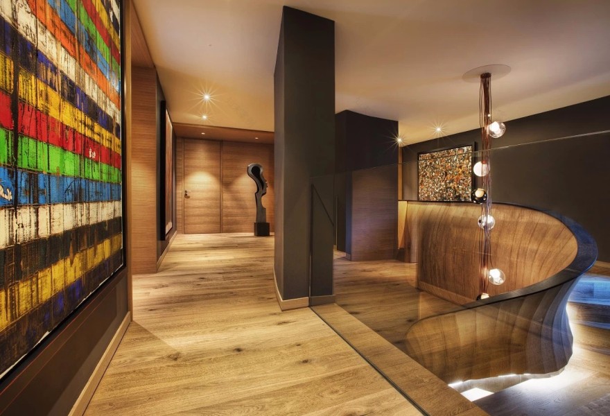 一家 4 口丨住 1700m² 艺术大宅-29