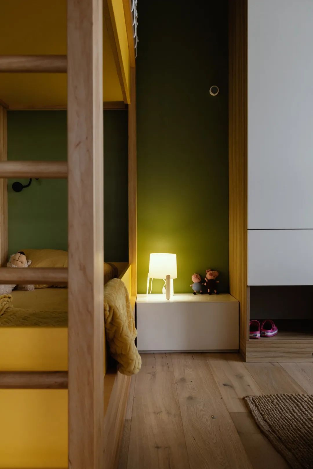 乌克兰极简主义公寓丨MARRA GROUP-51