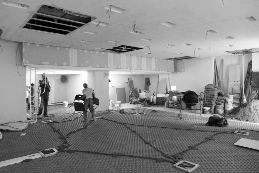 BMW i City Sales Outlet · 神秘动感白膜展示空间-39