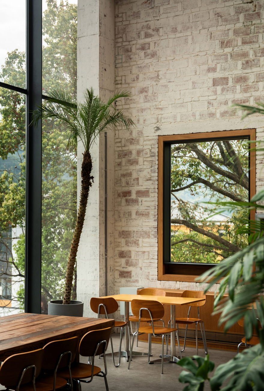 Cycle&Cycle Stone-oven Bakery Restaurant / Tens Atelier + FANAF-42