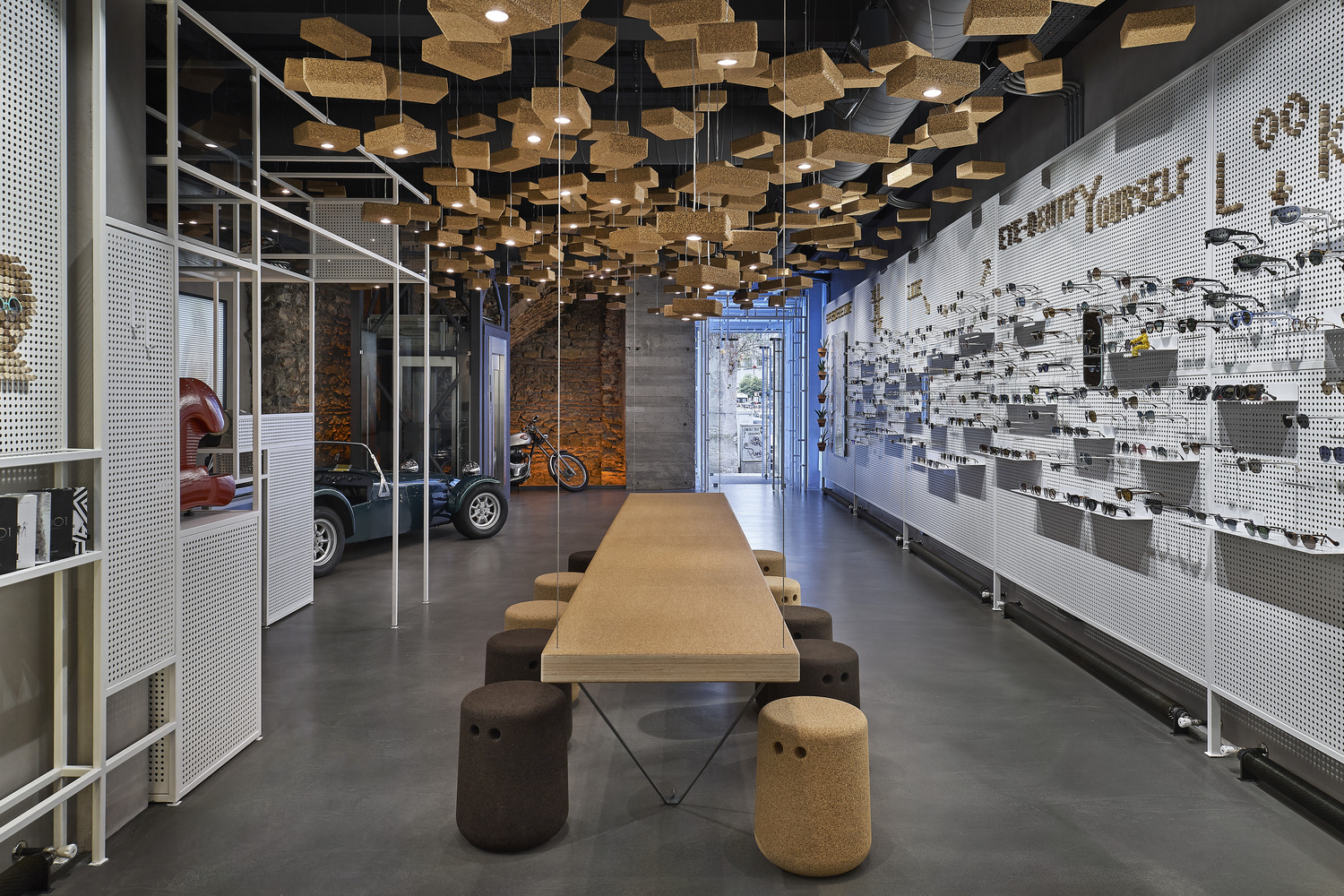 伊斯坦布尔 Eye-D 多用途空间 | 非凡材料打造互动体验-37