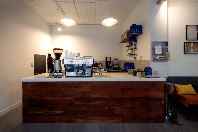 融合北欧风与复古的 12 坪咖啡厅设计-3