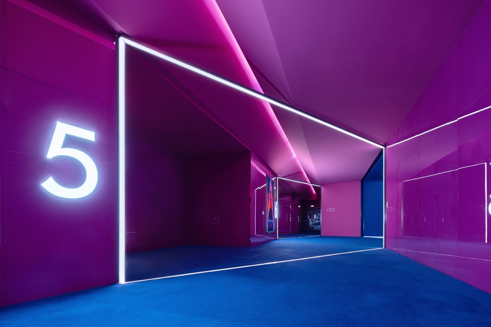 王家卫打造画廊式电影院,创新电影体验-11