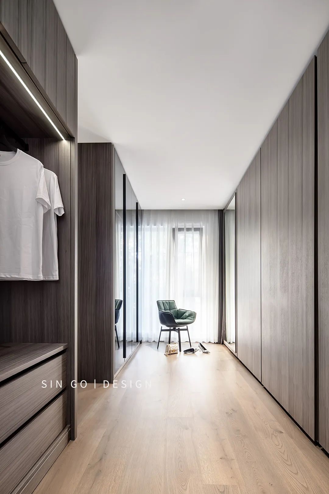 五大设计牛人教你打造“女王级”衣帽间-38