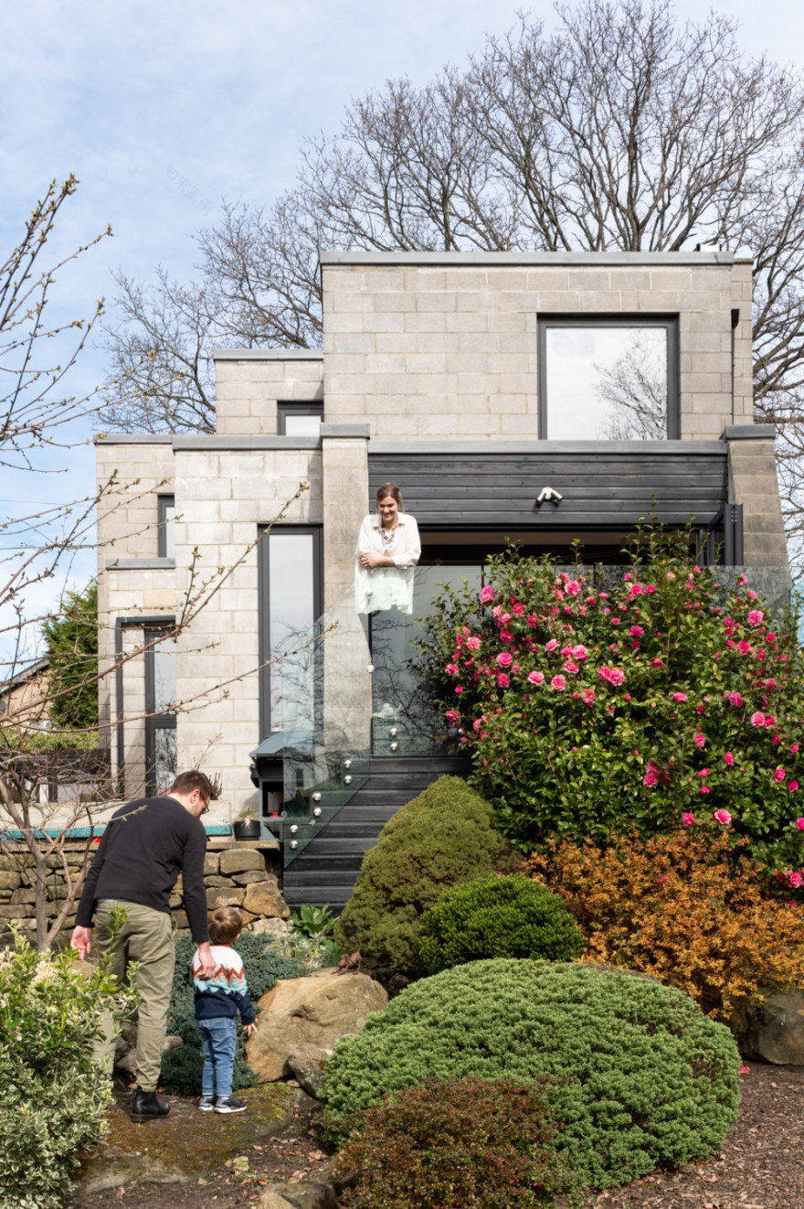 独特 brutalist 风格的家 | 克里斯和索菲·伊林沃斯在利兹的家-26