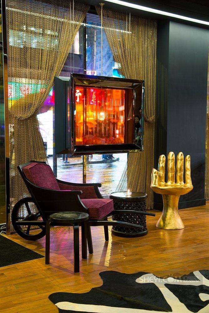 菲利浦·斯塔克的时尚艺术-7