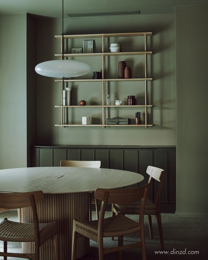 伦敦 Summit House 极简主义美学合作办公空间-32