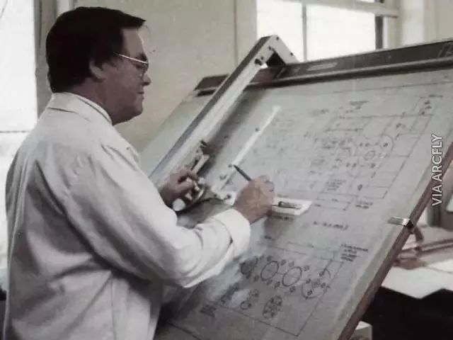 传统手绘之美，对比现代科技的神奇-38