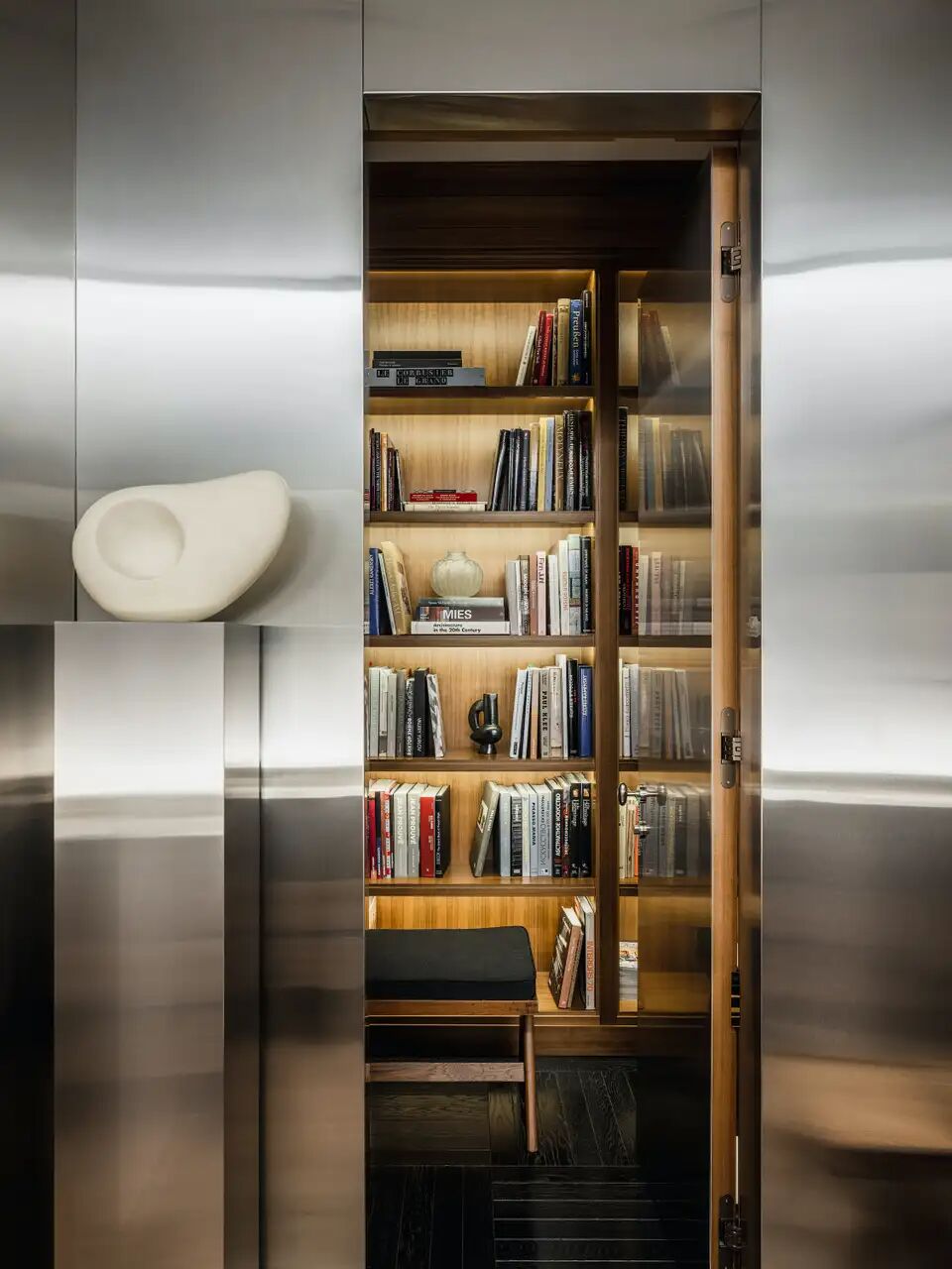 莫斯科设计师自宅丨俄罗斯莫斯科丨Irakli Zaria-29