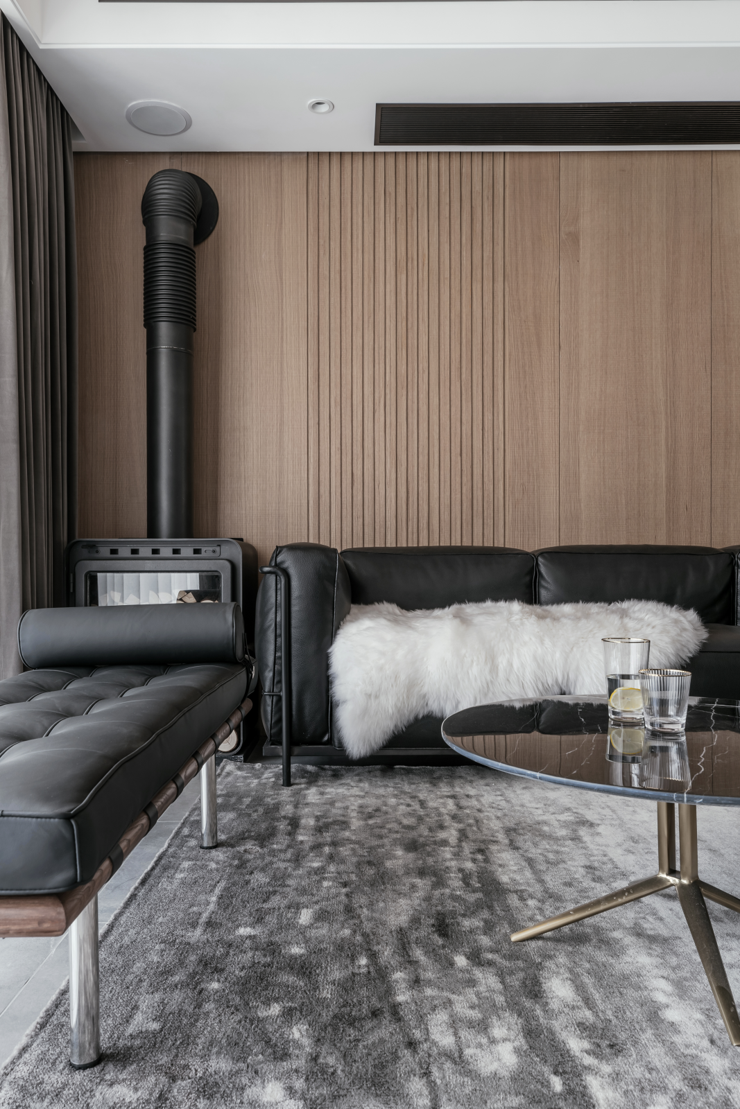 《境静·自然》现代私宅,自然纯粹材质打造舒适空间-12