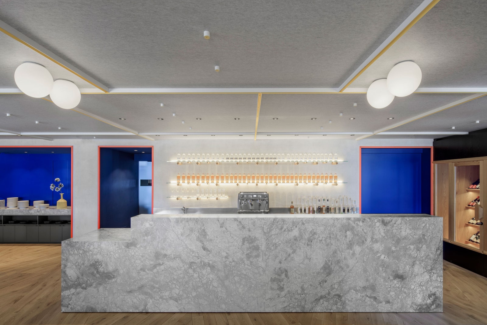 阿尔卑斯带木质柱廊的酒店（Icaro酒店）丨MoDusArchitects工作室-7