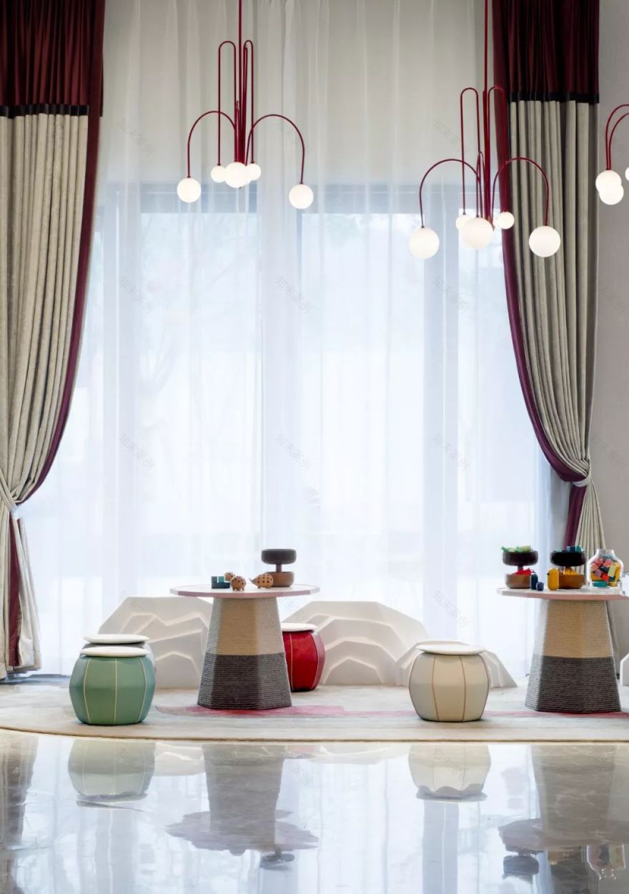 贵阳东原·朗阅售楼处 | 英伦风与现代摩登的完美融合-50